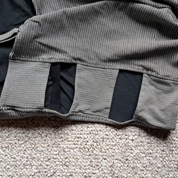 Shade & Shore metallic stripe side cutout one piece - Picture 4 of 11